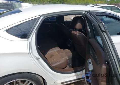 2015 Chevrolet Impala 2Lt z USA, uszkodzony, nr VIN 1G1125S34FU123720